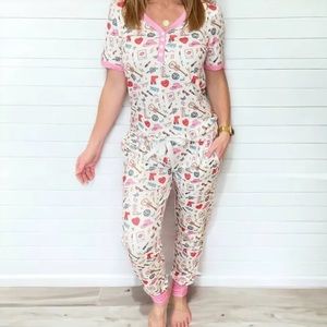 NEW Two-Piece Taylor Swift Themed Swifties Jogger Pajamas Set Women's